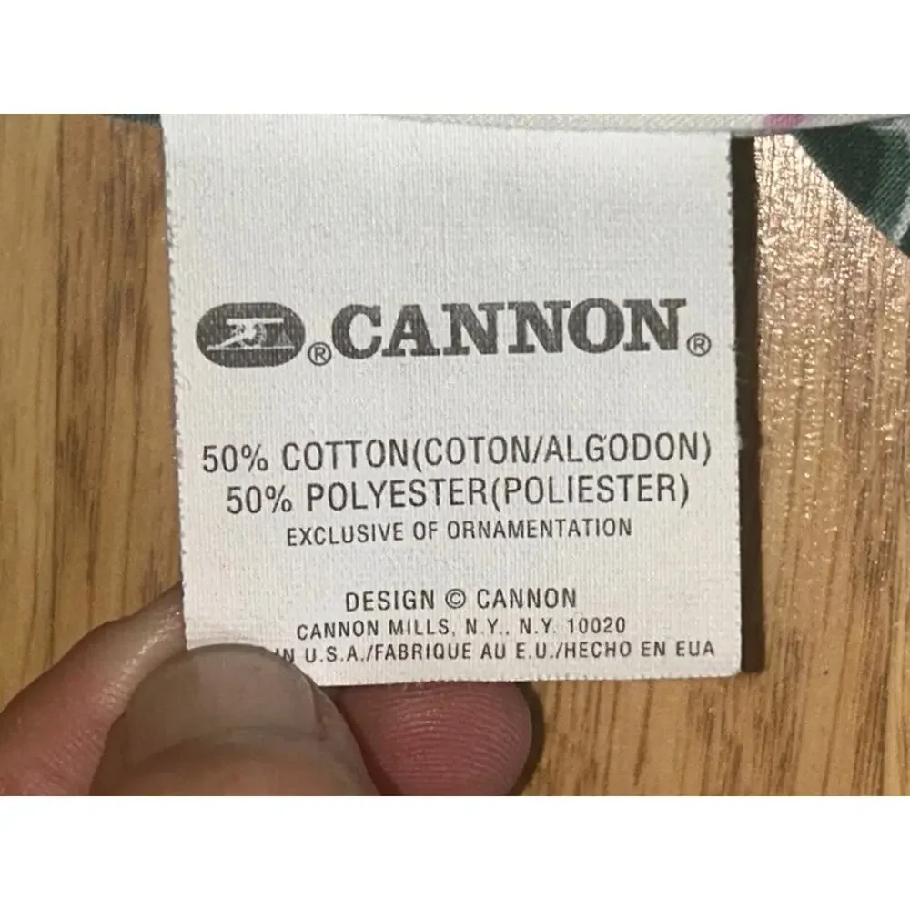 Vtg Cannon twin quilted floral comforter cottagecore pink cabbage roses green